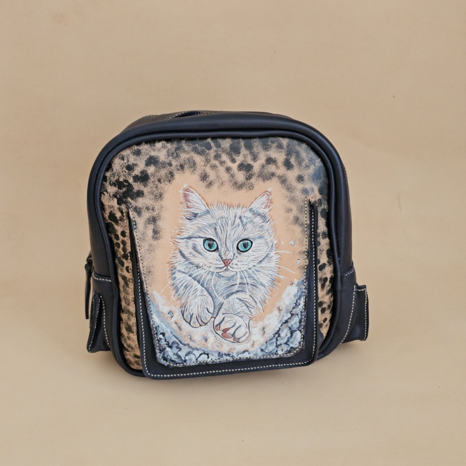 kedi İşlemeli hakiki deri mini sırt & omuz Çantası kedi İşlemeli hakiki deri mini sırt & omuz Çantası